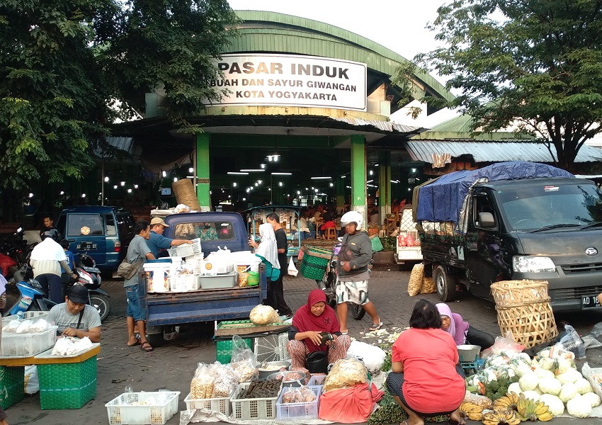 Pasar Giwangan Pusat Aktivitas Ekonomi dan Budaya Yogyakarta